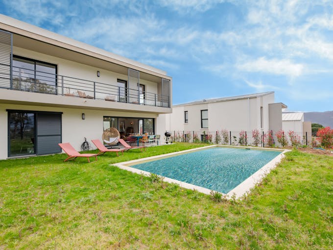 Contemporary in Cannes