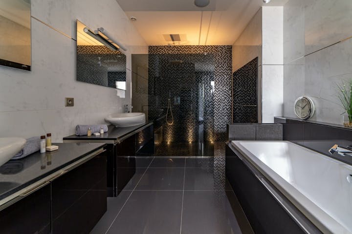 Bathroom photo