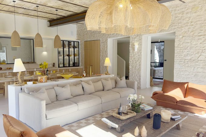 Riverside Luxury