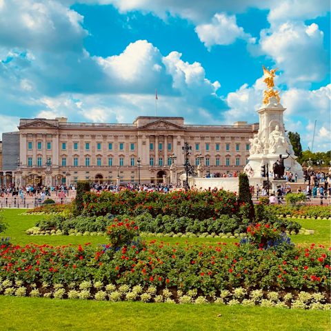 Visit Buckingham Palace – forty minutes away by train and foot