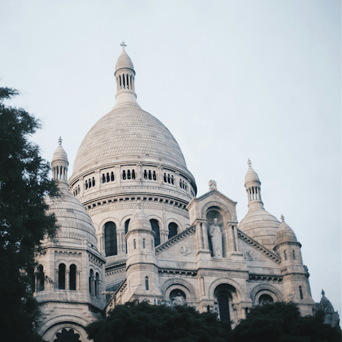 Walk twenty minutes to Sacré-Cœur and spectacular views