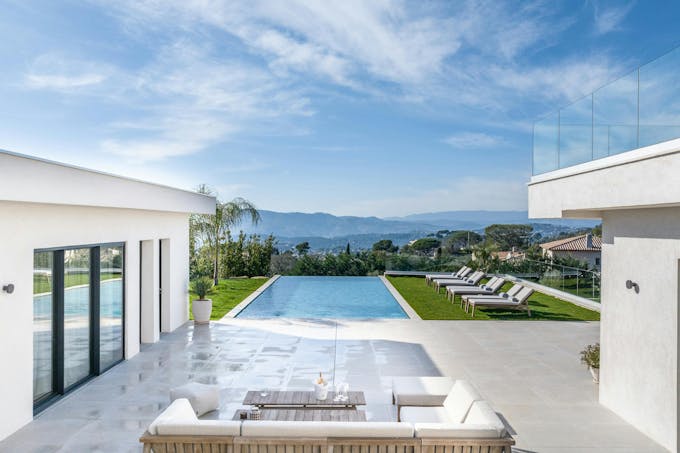 Côte d'Azur Serenity