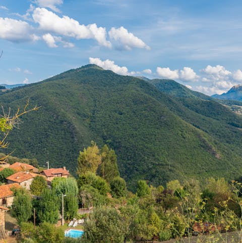 Stay in the heart of Cantabria, within striking distance of the River Bullón