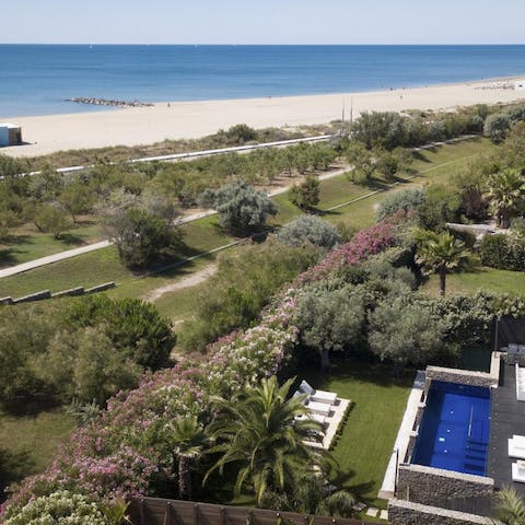 Enjoy breathtaking views across the French coastline and walk to the beach