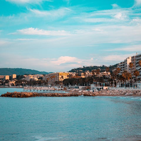 Paddle in the shallows – the beach is a short walk away