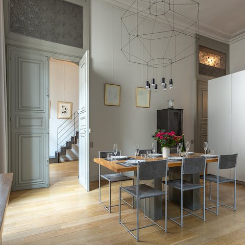 A contemporary kitchen-diner of sleek lines