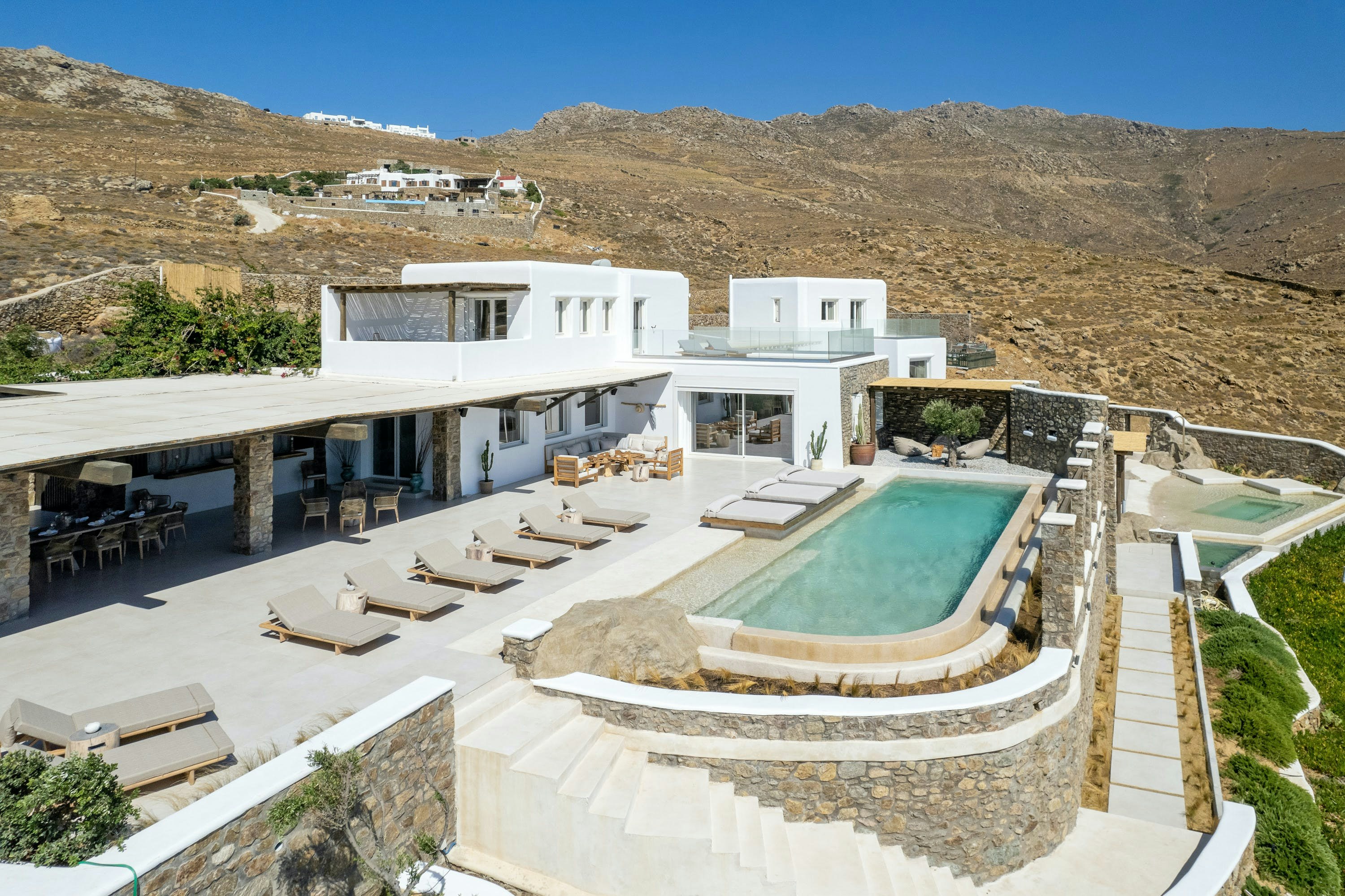Sun-Soaked Oasis