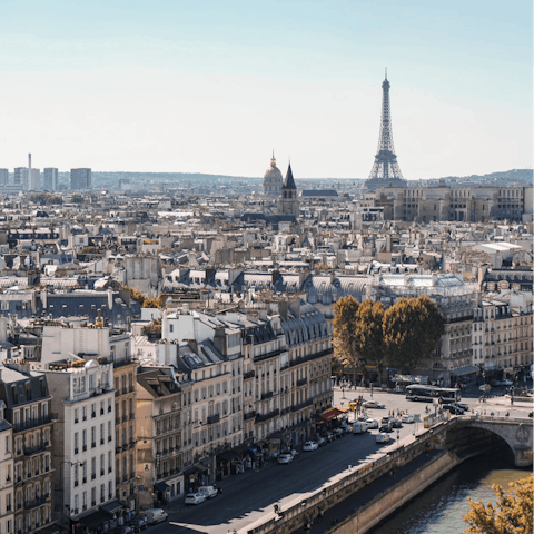 Explore the 15th arrondissement, including its many green spaces