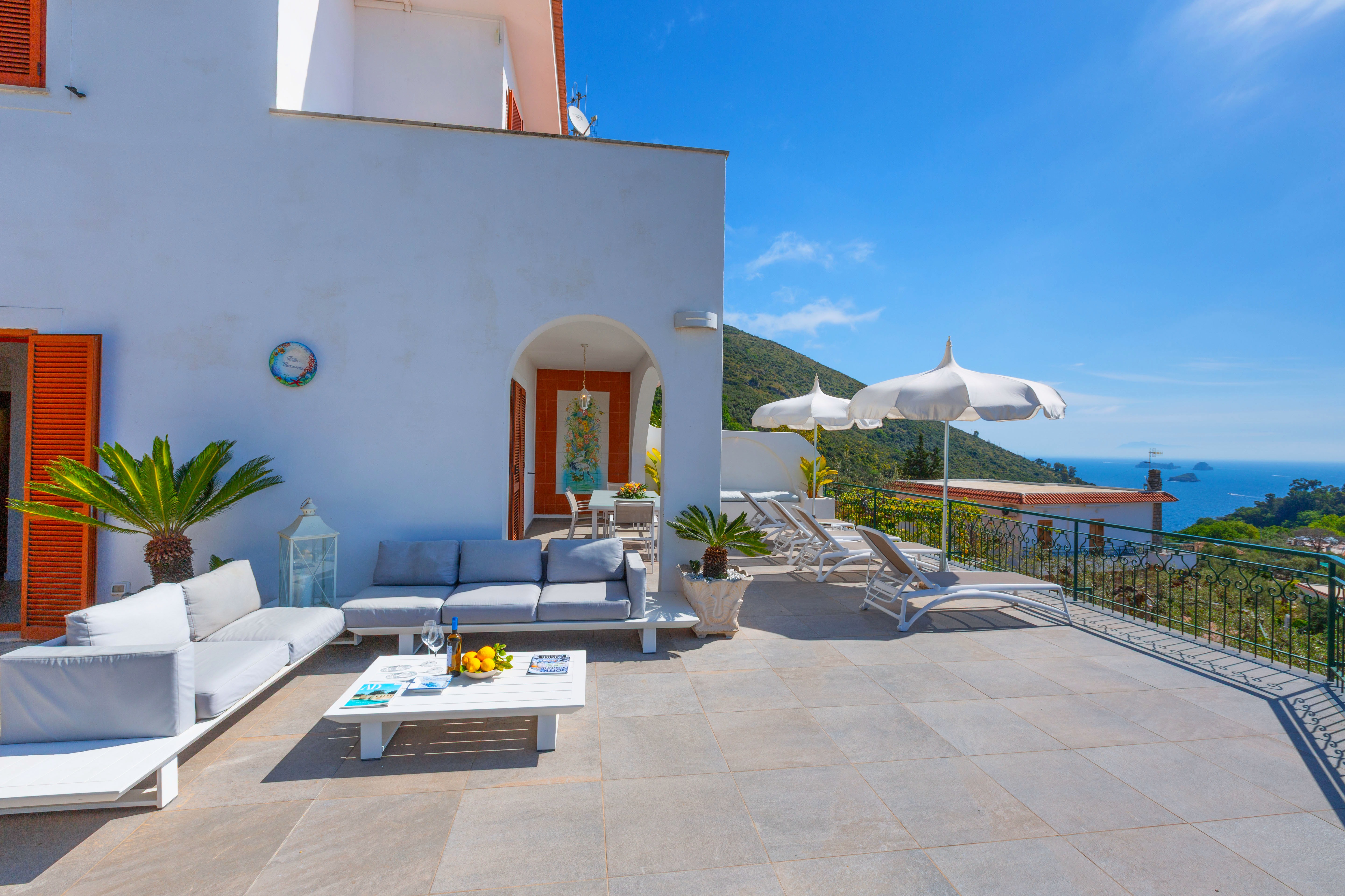 Sorrento Hillside Retreat