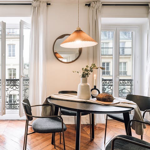 Dine on crêpes in front of floor-to-ceiling windows