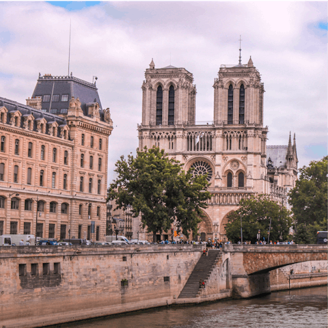 Cross the Seine to admire the beautiful Notre-Dame – it's just a few minutes away