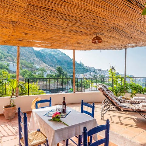 Light the barbecue and dine alfresco as you gaze out over Frigiliana