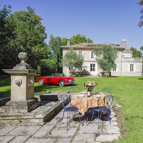 Dine al fresco in the extensive grounds