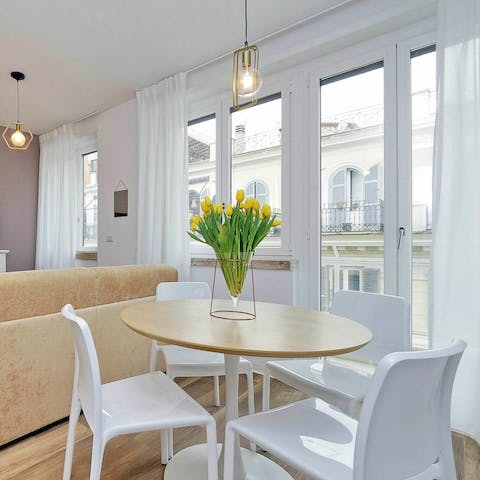 Start mornings with espressos and pastries in the bright dining area