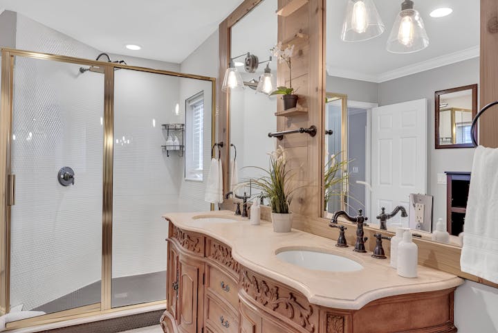Bathroom photo