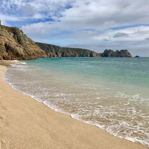 Stay only ten minutes from the beaches of Penzance