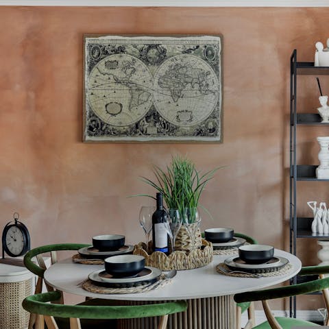 Chow down on light bites or try one of the eateries on the doorstep