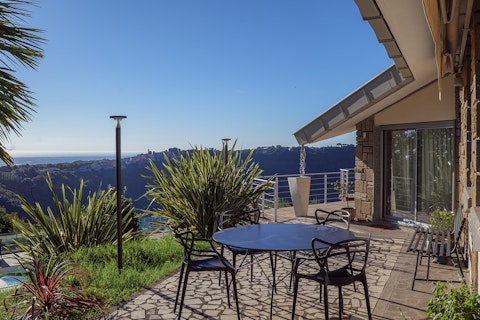 Enjoy long alfresco lunches on the patio in the sunshine