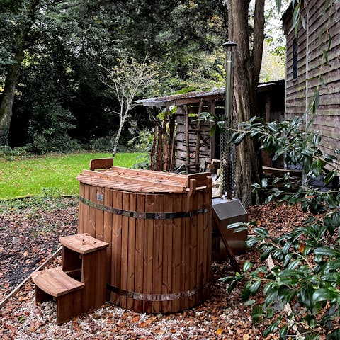 Wind down with a soak in the wood-fired hot tub