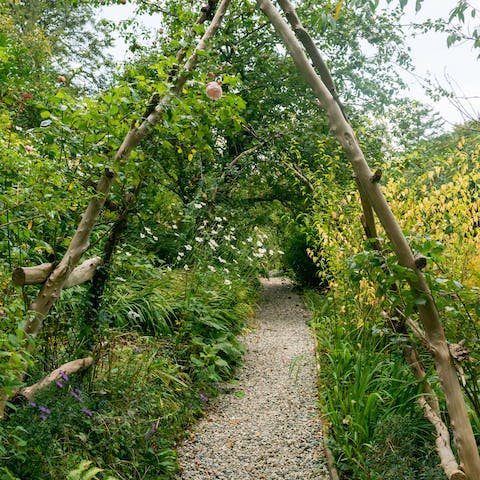 Explore the pretty Cornish countryside either on foot or by bike