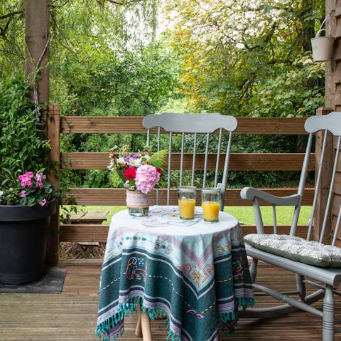 Start your day with an hot cup of Earl Grey tea on the porch