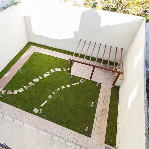 Tuck into a picnic in the communal courtyard on a sunny afternoon