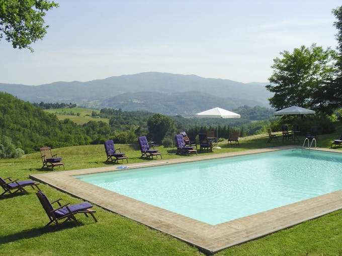 Tuscan Cradle
