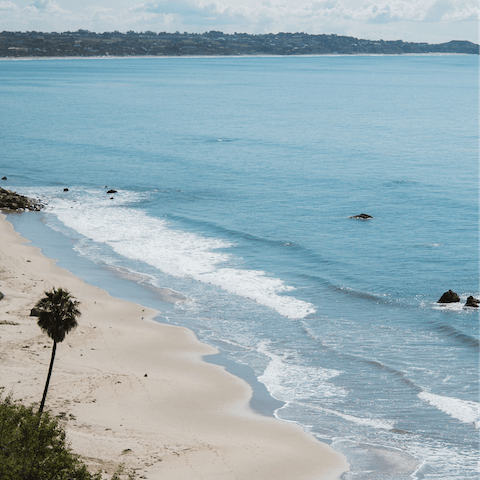 Walk to the beach in a matter of minutes