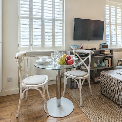 Plan your day over coffee in the open-plan living and dining space