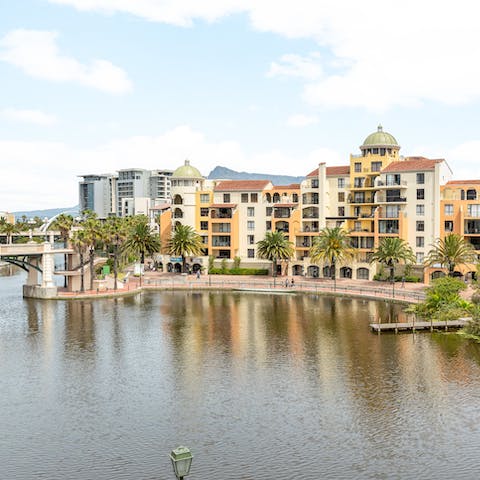 Walk to an array of restaurants, shops and markets in the exciting Century City