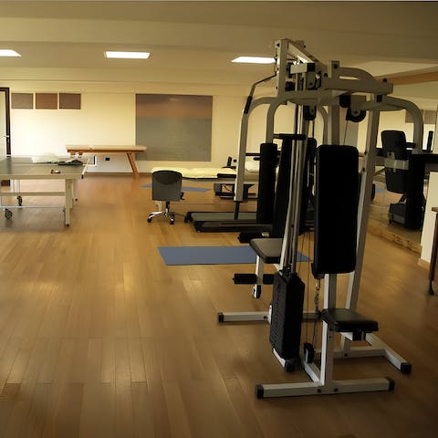 Stay active thanks ti the well-equipped home gym
