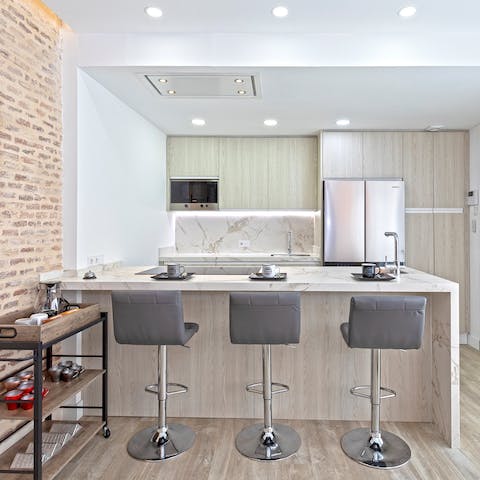 Start your morning with a fresh cup of coffee at the breakfast bar