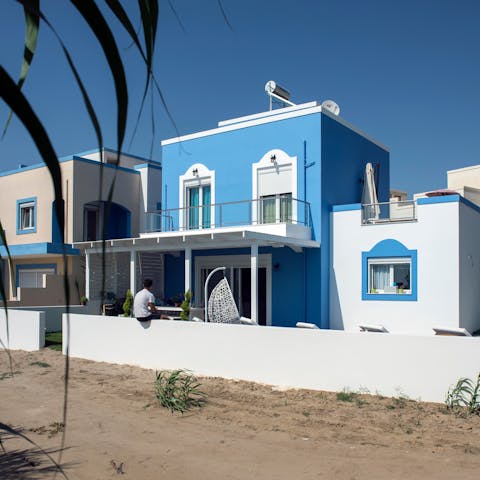 Stay in a charming villa only a few minutes from the ocean