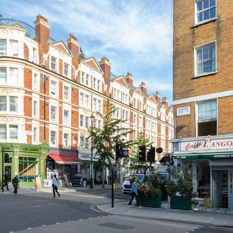 Stay in Marylebone, a short walk from Baker Street