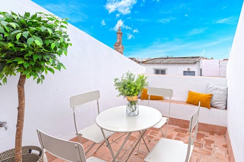 Set the table ready for an alfresco Spanish breakfast