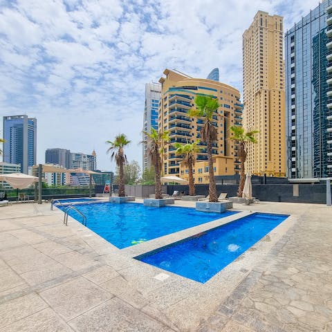 Cool off after an afternoon at the Emirates Golf Club with a refreshing dip in the outdoor pool