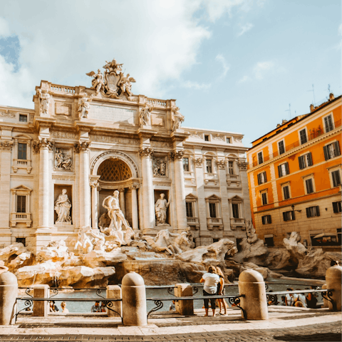 Explore Rome's most famous sights on foot – the Trevi Fountain is less than a ten-minute walk