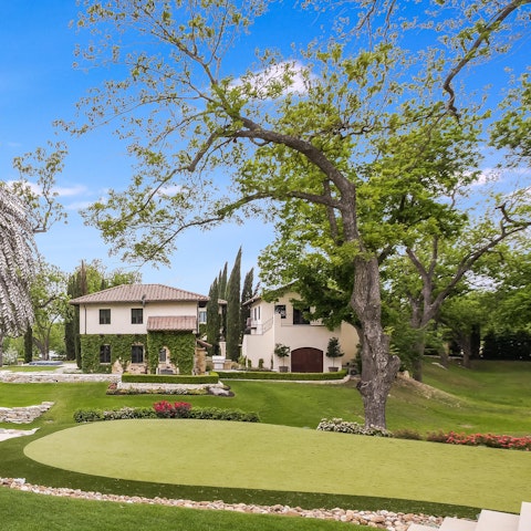 Tee off your golf course and score a hole in one