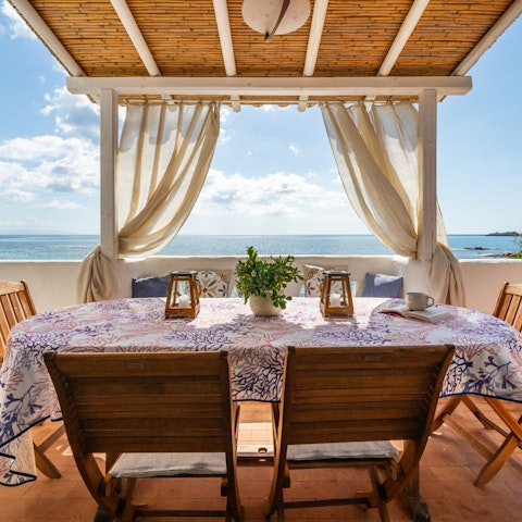 Enjoy alfresco meals with dazzling sea views