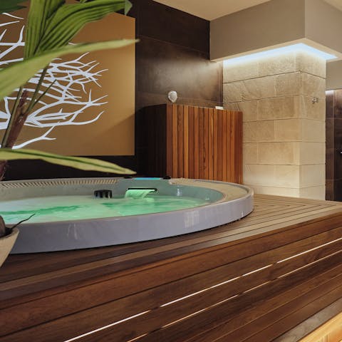 Unwind in the spa, complete with jacuzzi and sauna