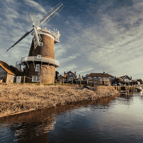 Discover the scenic surroundings of Cley-next-the-Sea