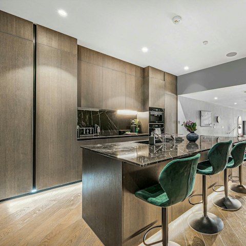 Enjoy cooking in the modern, state-of-the-art kitchen