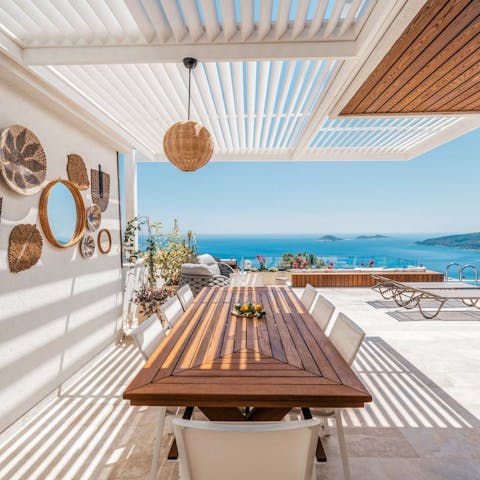 Enjoy alfresco meals with a picture-perfect view