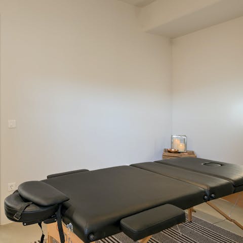 Pamper yourself properly with a relaxing massage