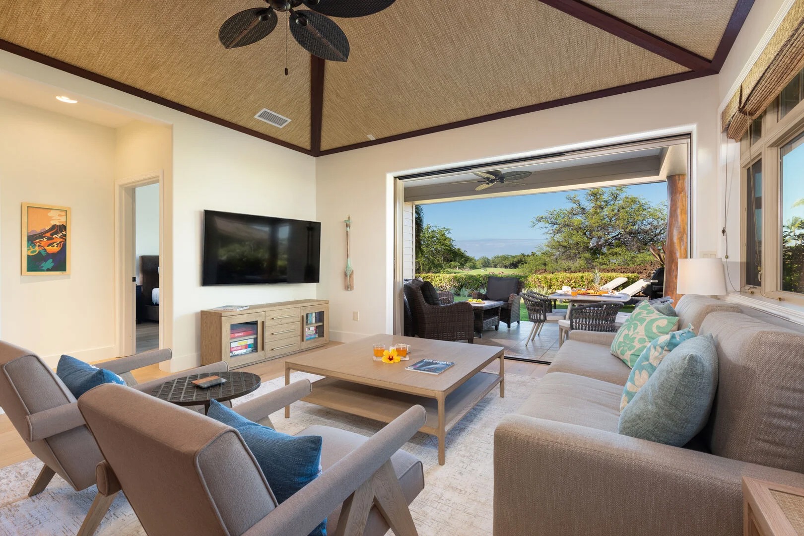 Macadamia Club