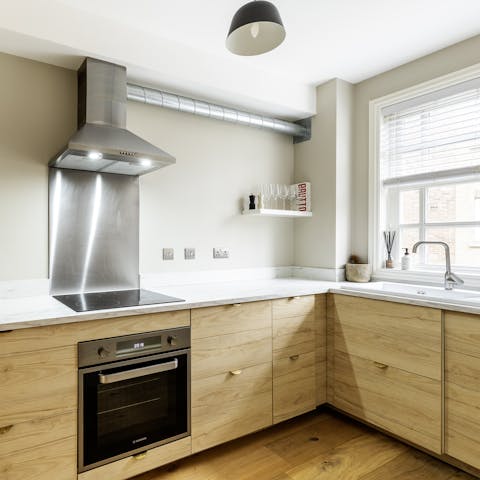 Whip up a full English breakfast in the sleek kitchen