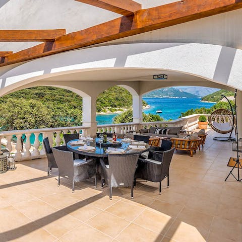 Dine out in the open air