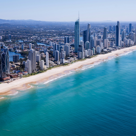 Discover Surfers Paradise in Gold Coast – a short drive away