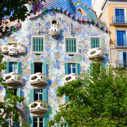 Stroll along the Passeig de Gràcia to see Gaudi’s Casa Batlló – an eleven–minute walk