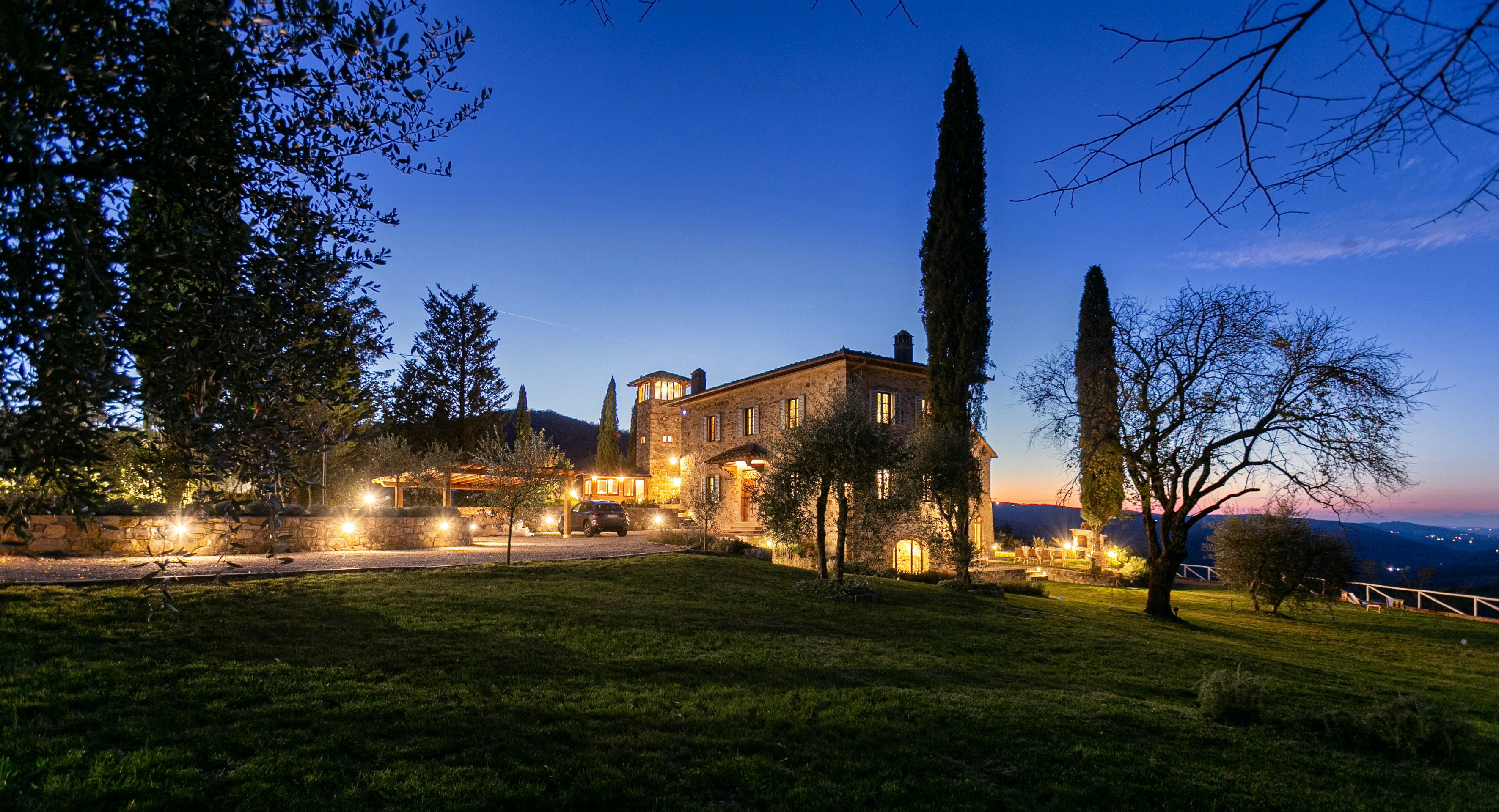 Savour the Tuscan Sunset